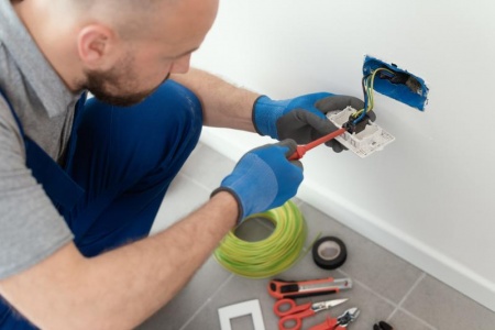 Rénovation électrique de votre habitation, quelles solutions choisir ?